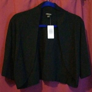 Black cap sleeve cropped coat